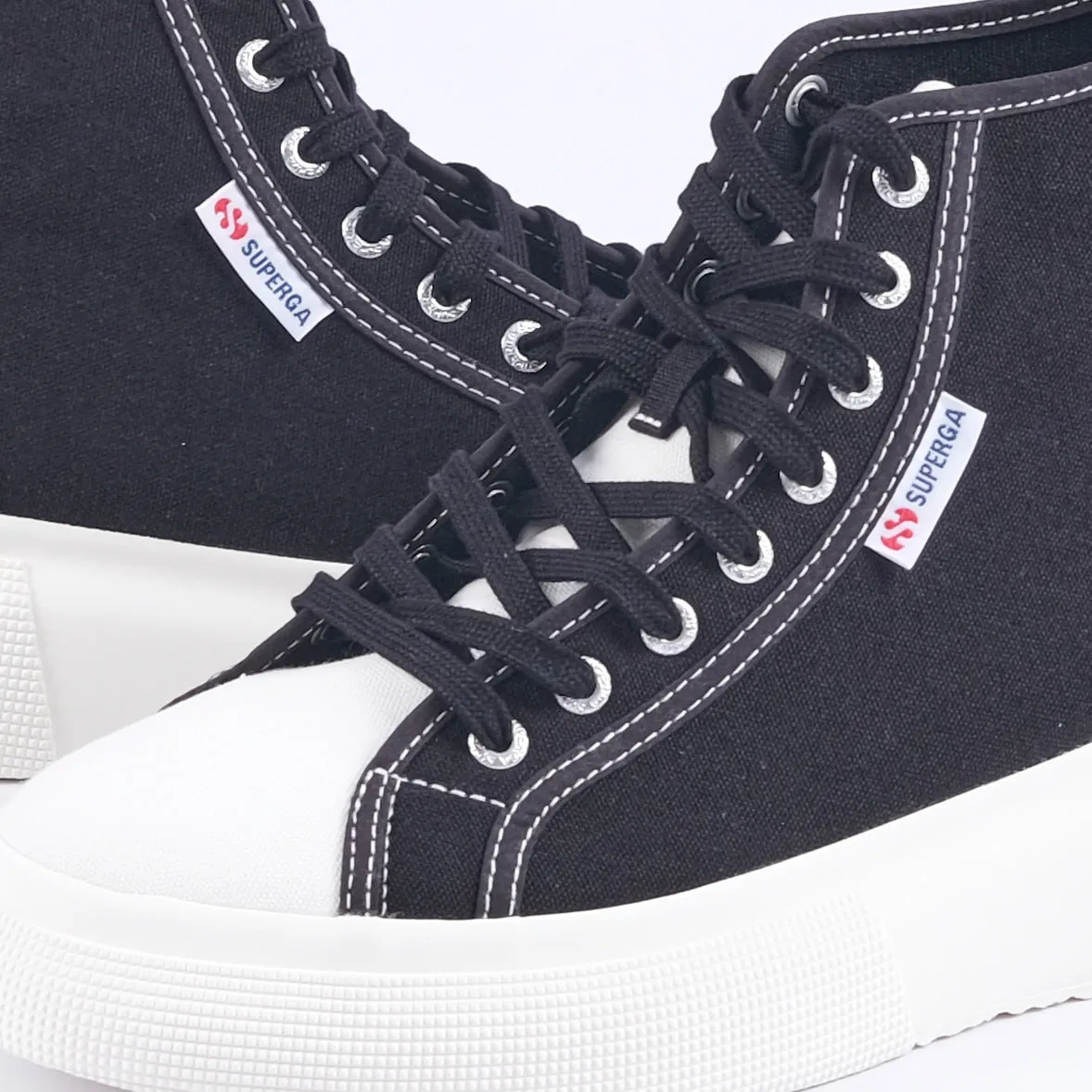 2596 Bubble Mid Sneakers (Black)