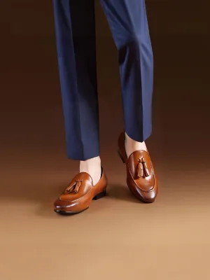 High-end polished cowhide loafers, classic Italian handcrafted formal tassel shoes, fashionable men's smoking shoes