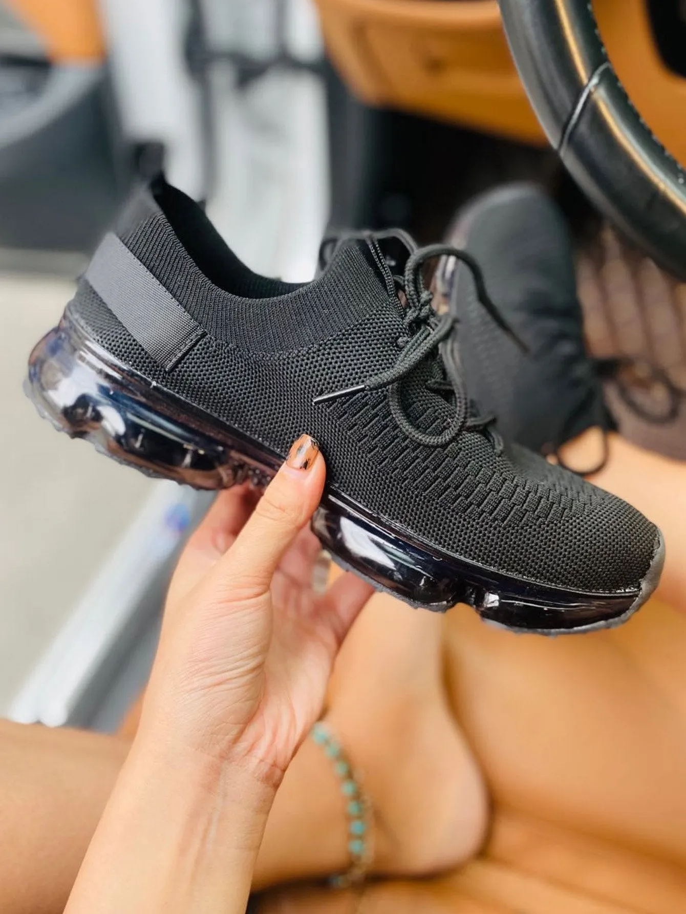 Kimemoda Flying Woven Air Cushion Sneakers Lace Up Walking Shoes