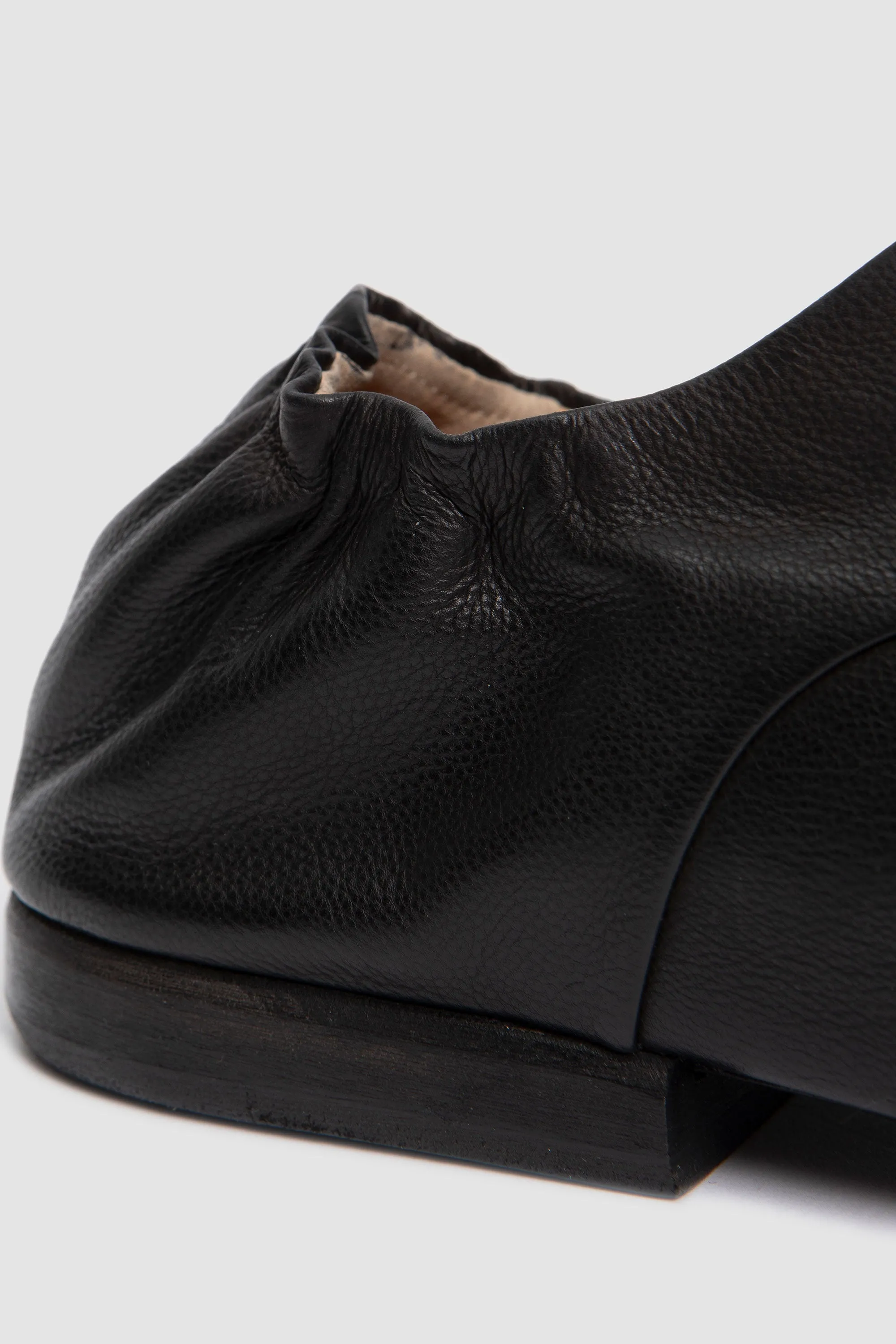 Mandolo Derby Black